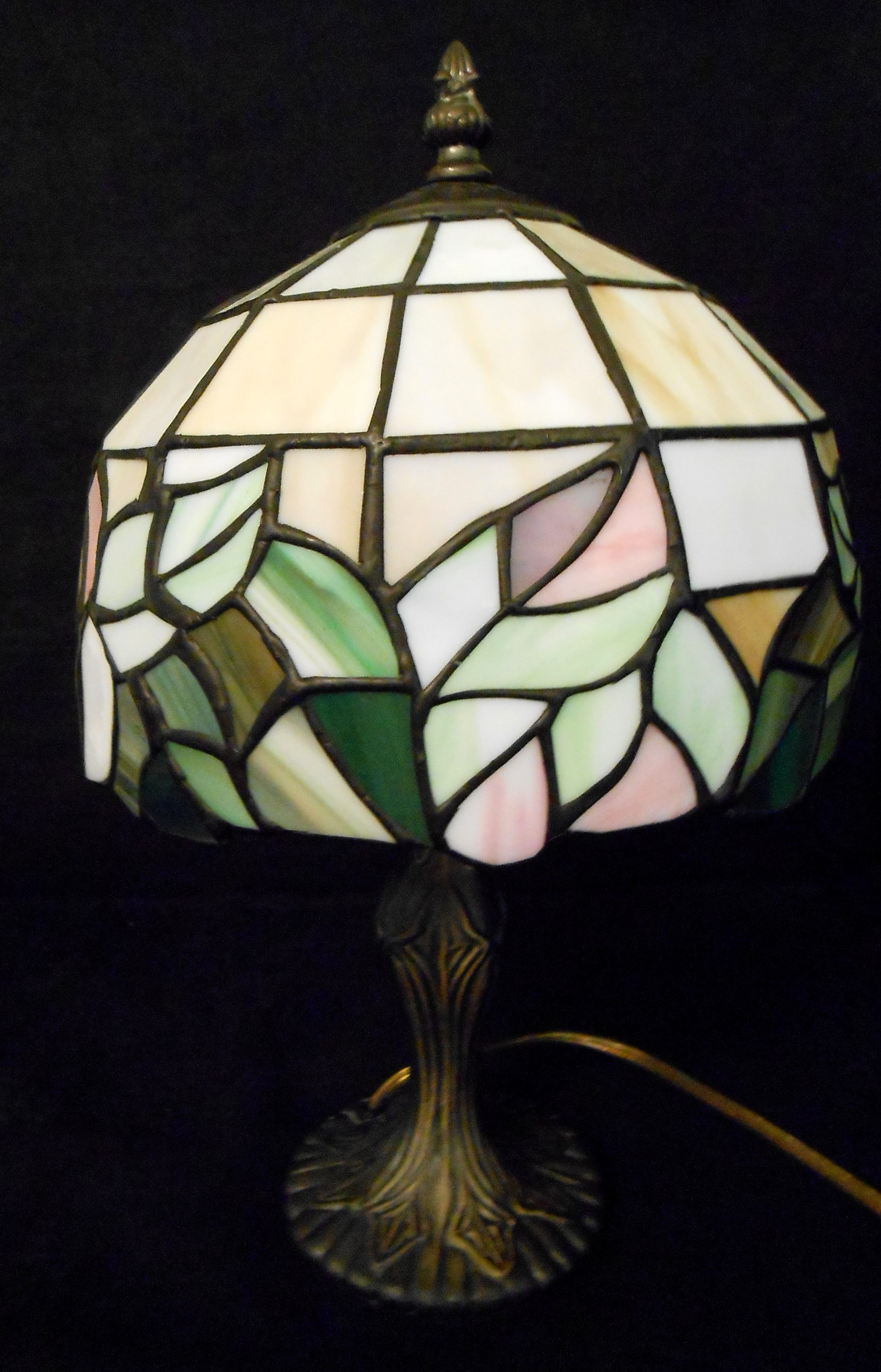 Dale Tiffany Hummingbird Accent Lamp and Rose Lamp