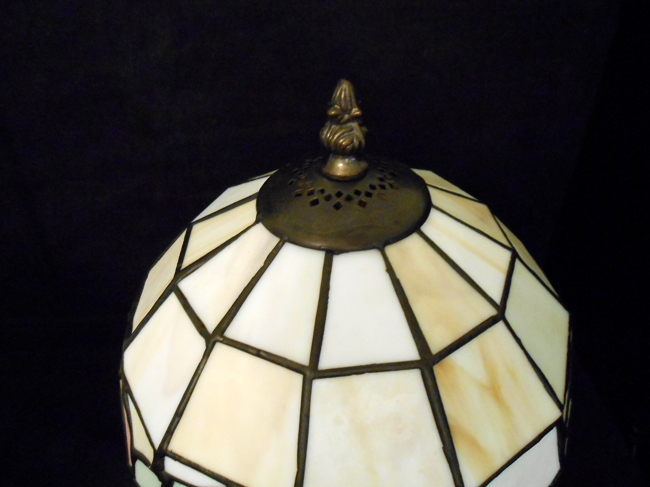 Dale Tiffany Hummingbird Accent Lamp and Rose Lamp