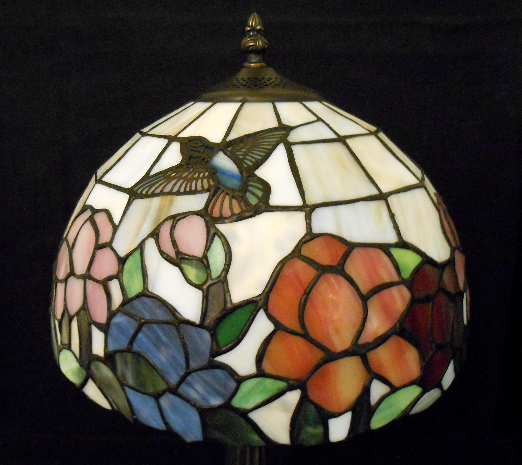 Dale Tiffany Hummingbird Accent Lamp and Rose Lamp