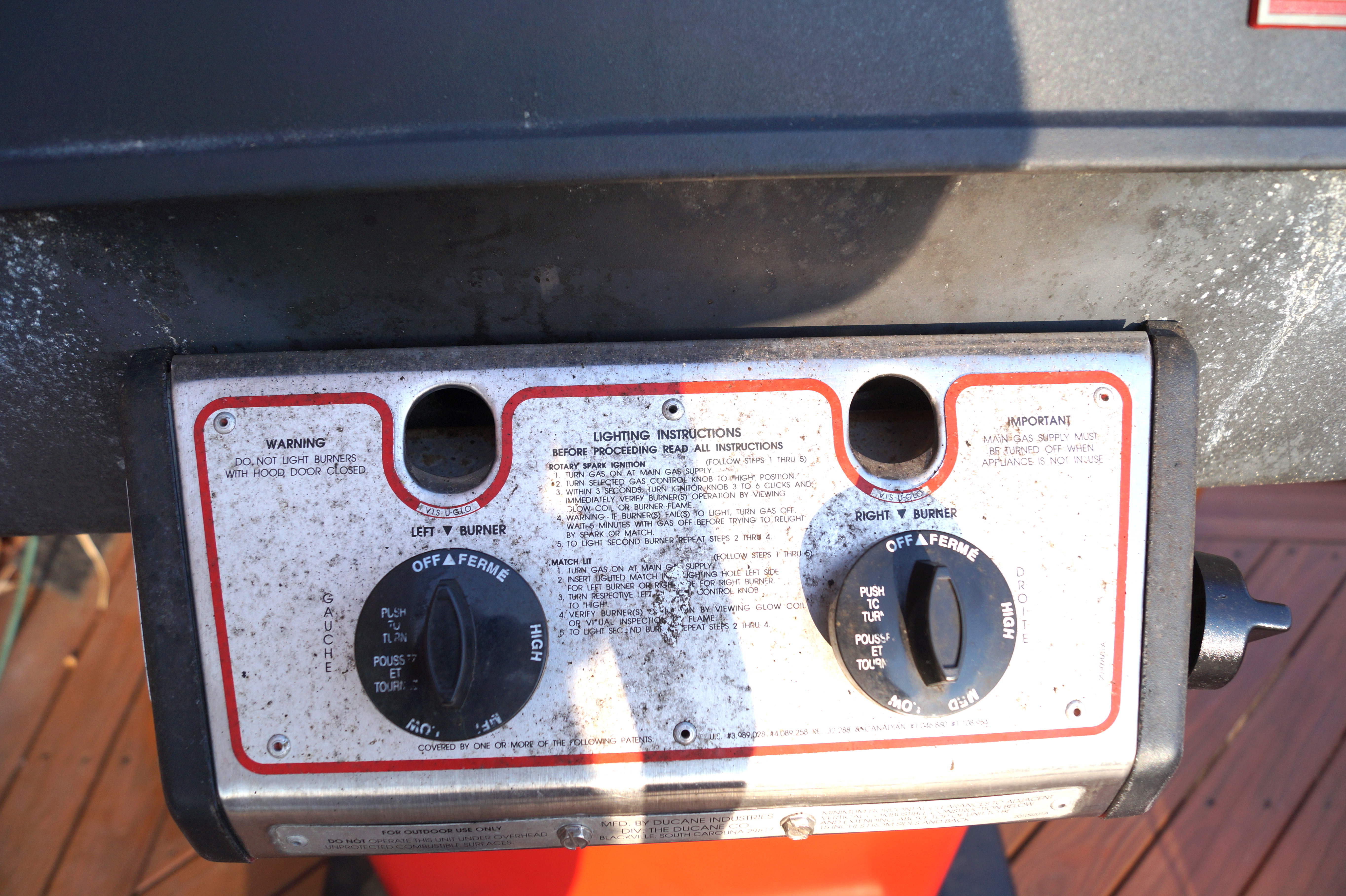 Ducane 1504 Red Cart Propane Grill