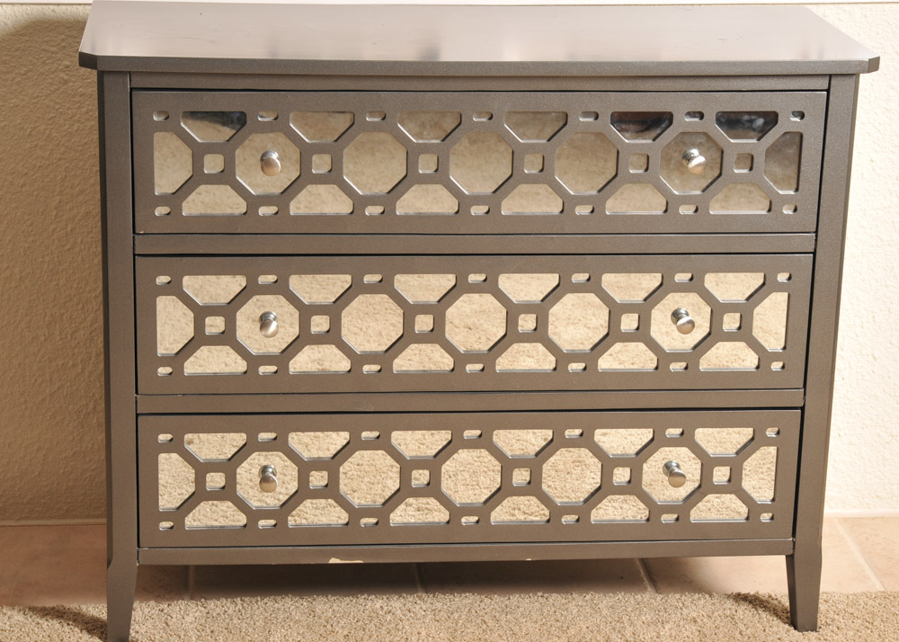 Modern Dresser with Mirrored Drawers