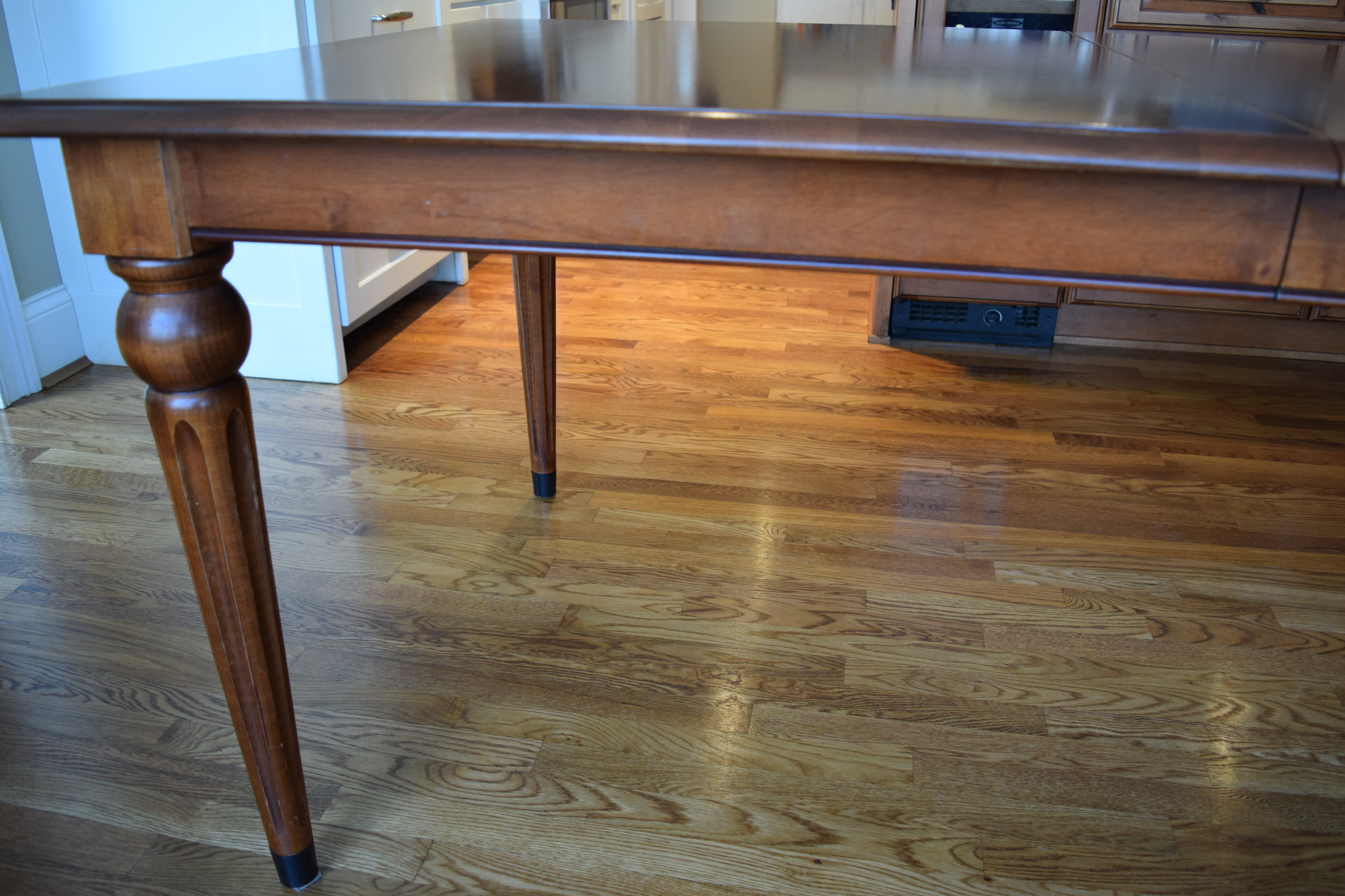 Ethan Allen Windsor Dining Room Set