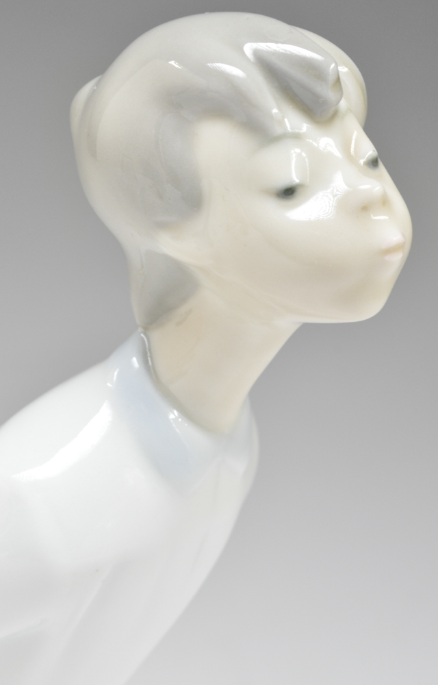 Vintage NAO Lladro "Boy Blowing" a Kiss