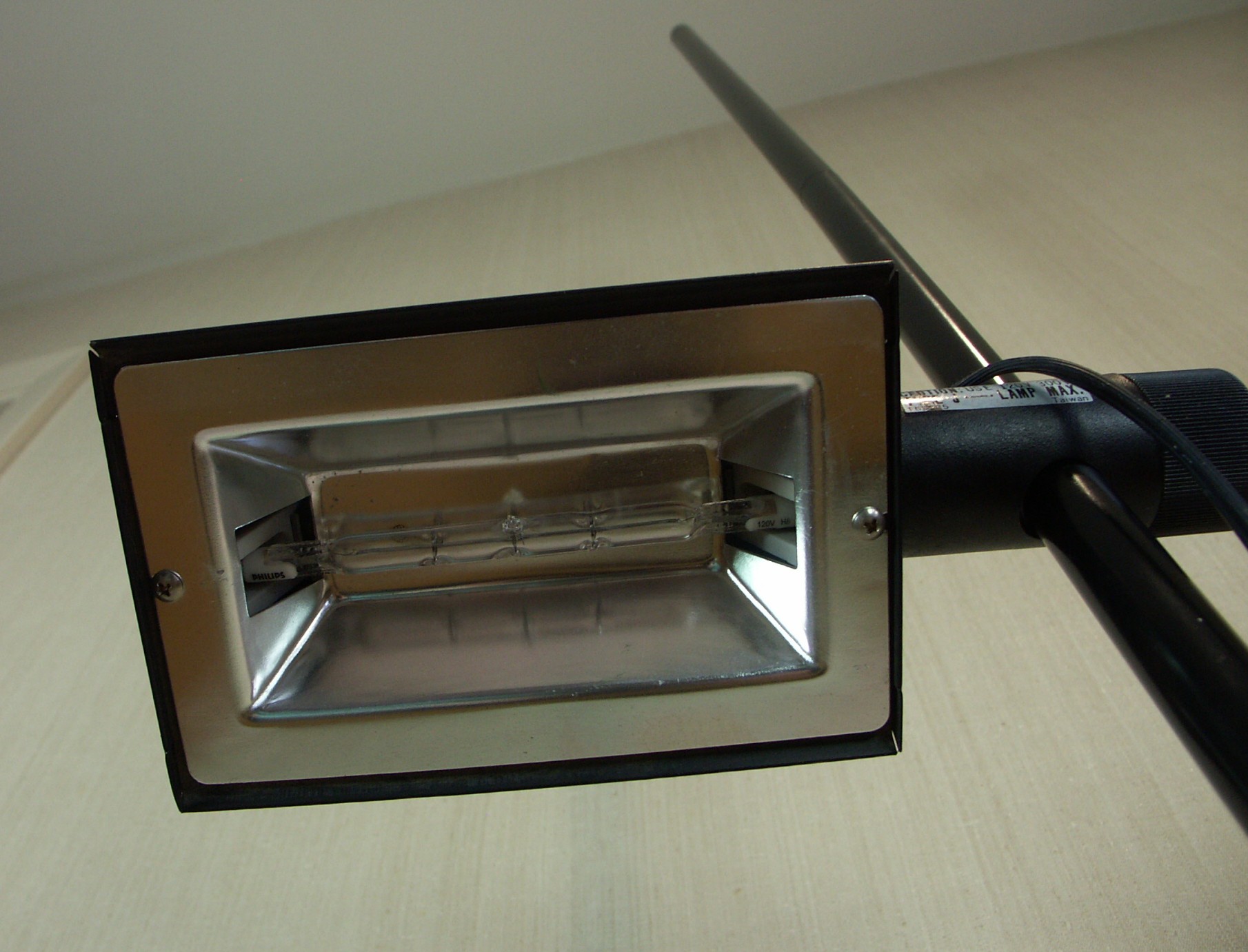 Black Modern Adjustable Floor Lamp