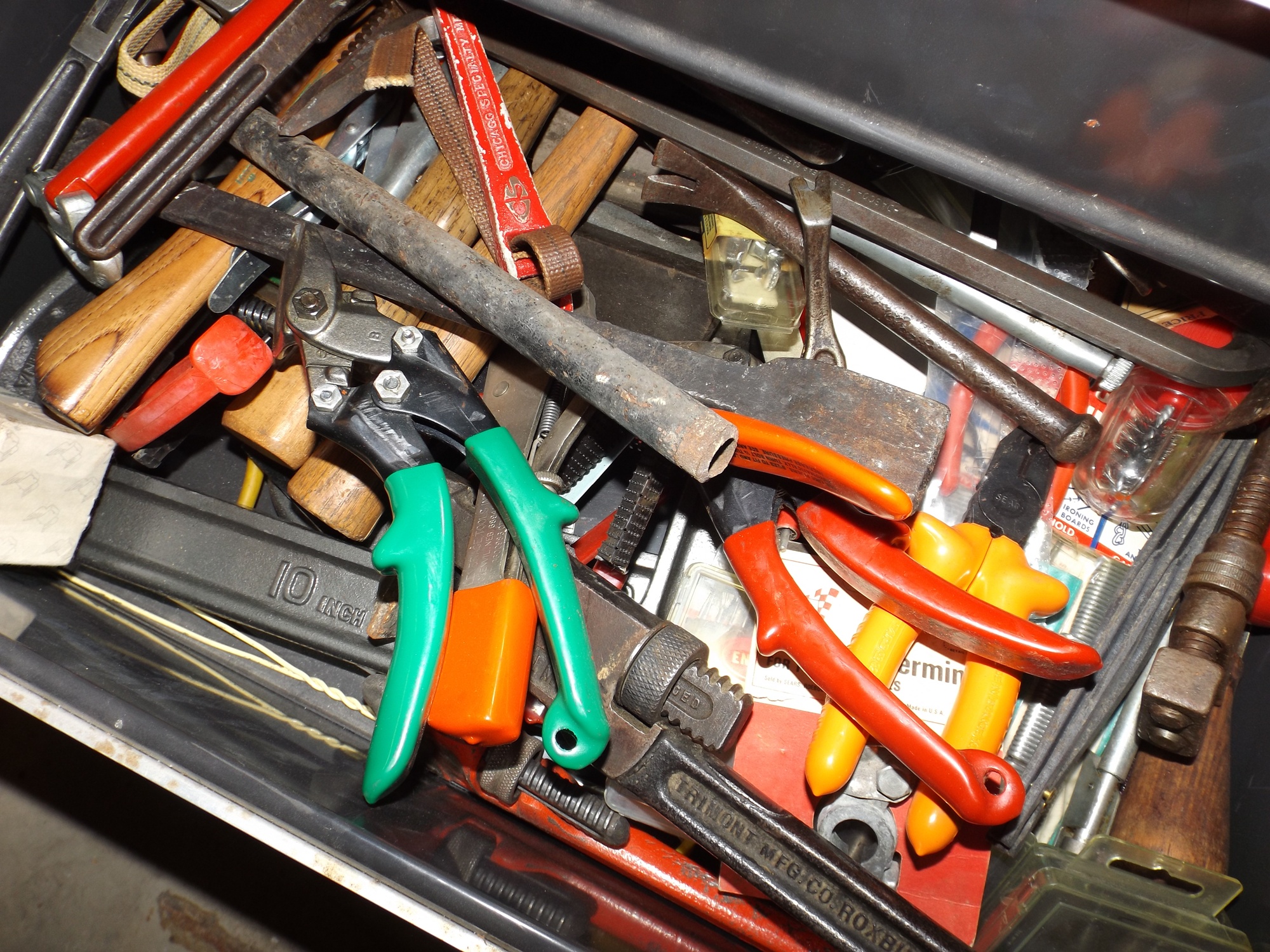 Craftsman 9-Drawer Rolling Tool Cabinet/Upper Tool Box + Tools