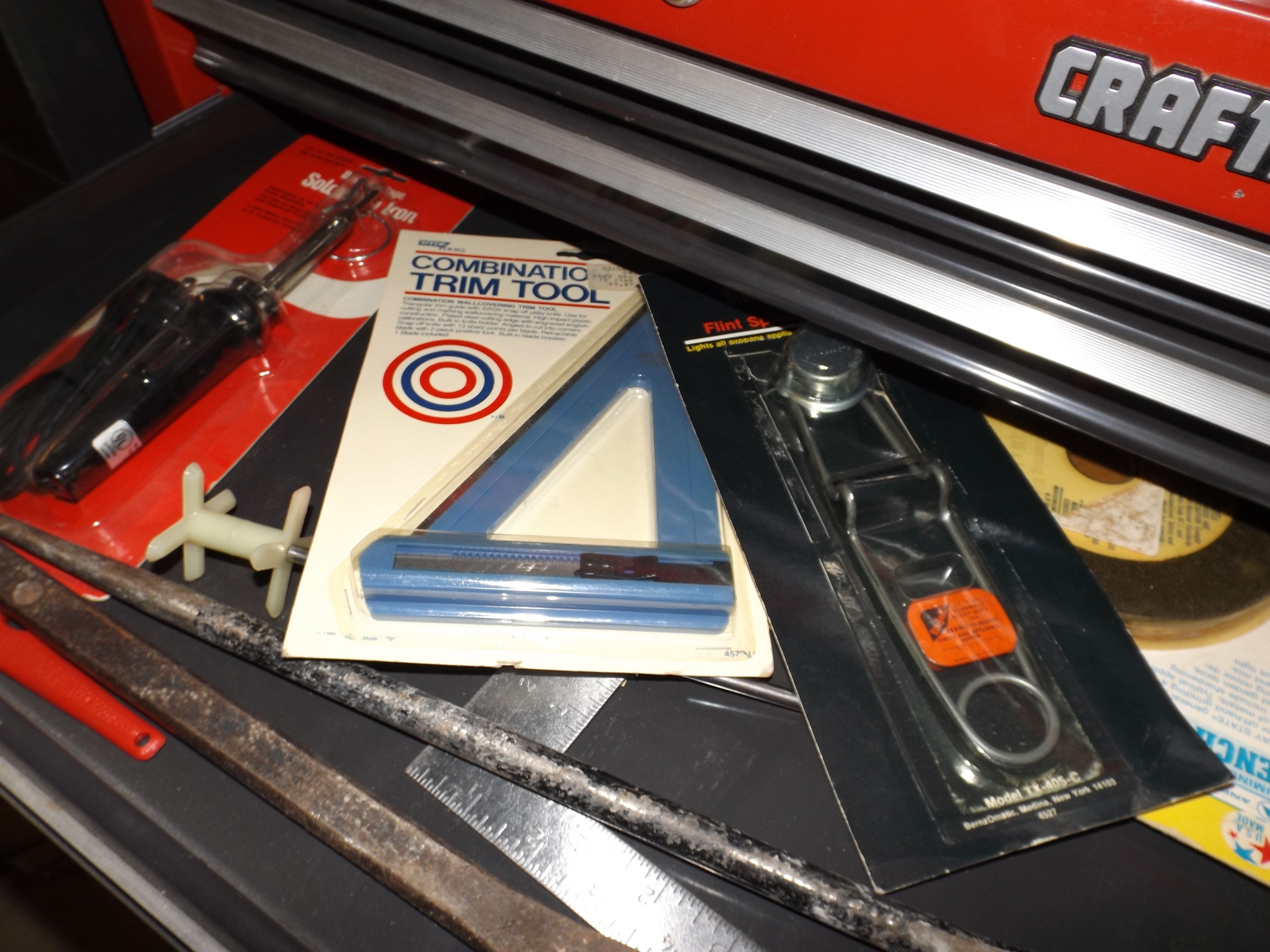 Craftsman 9-Drawer Rolling Tool Cabinet/Upper Tool Box + Tools