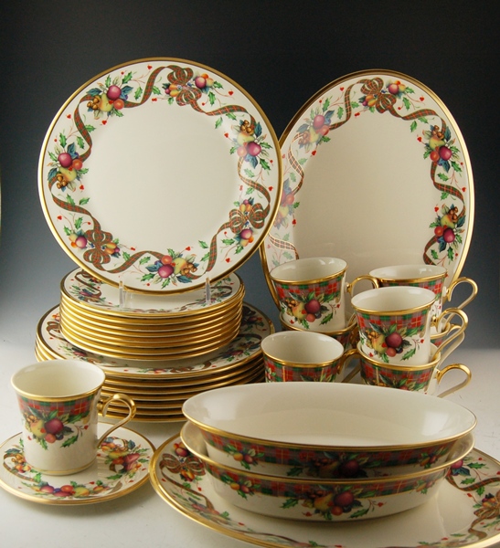 Lenox "Holiday Tartan" Fine China Set of Eight