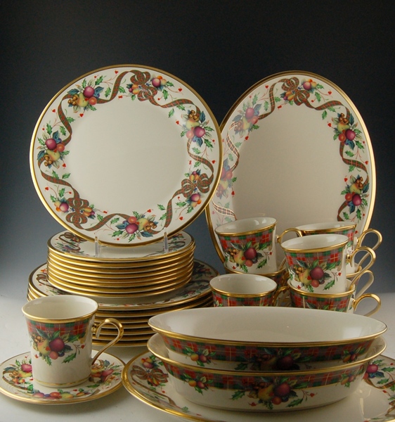 Lenox "Holiday Tartan" Fine China Set of Eight