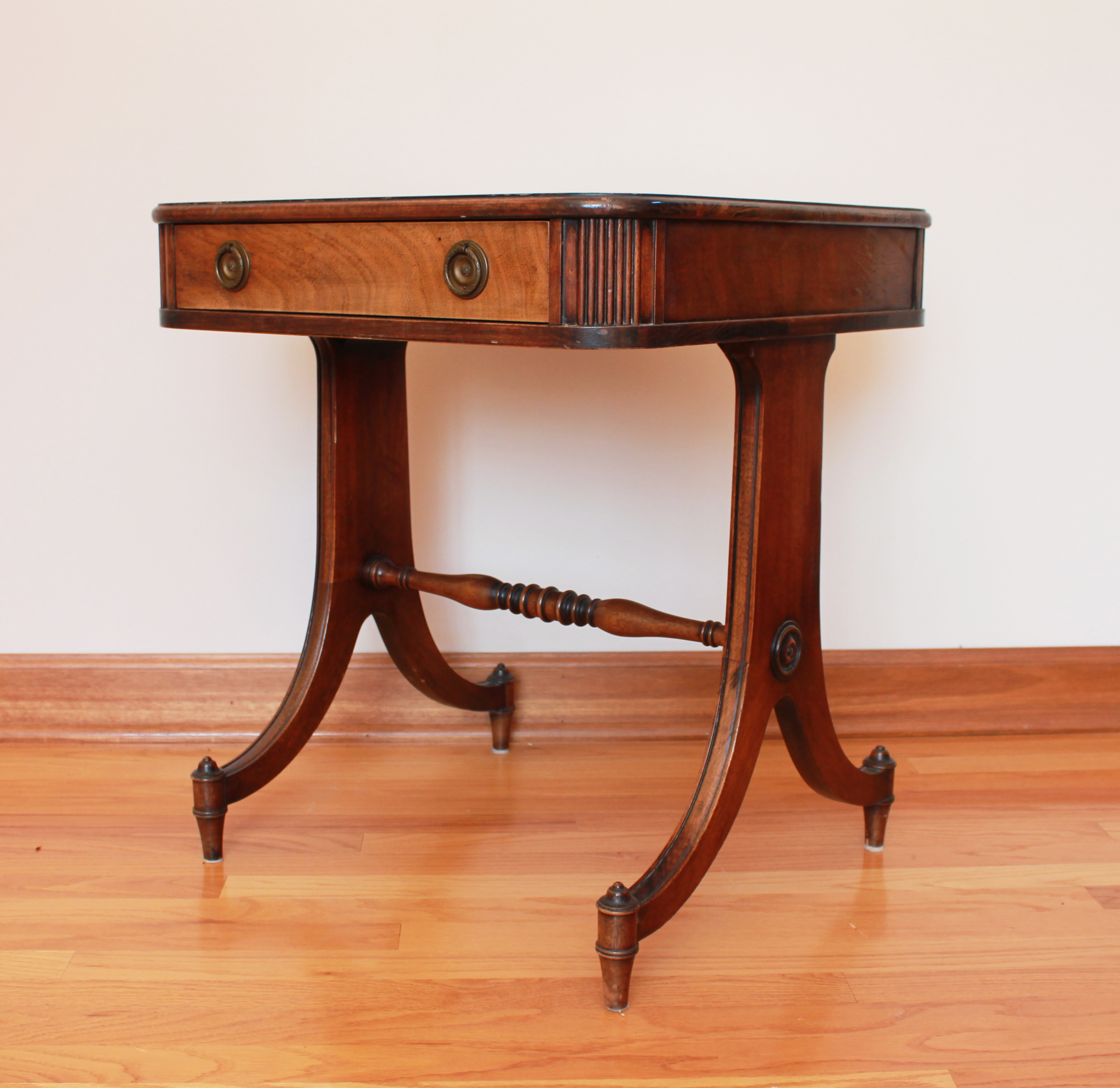 Vintage Heritage Henredon Side Table
