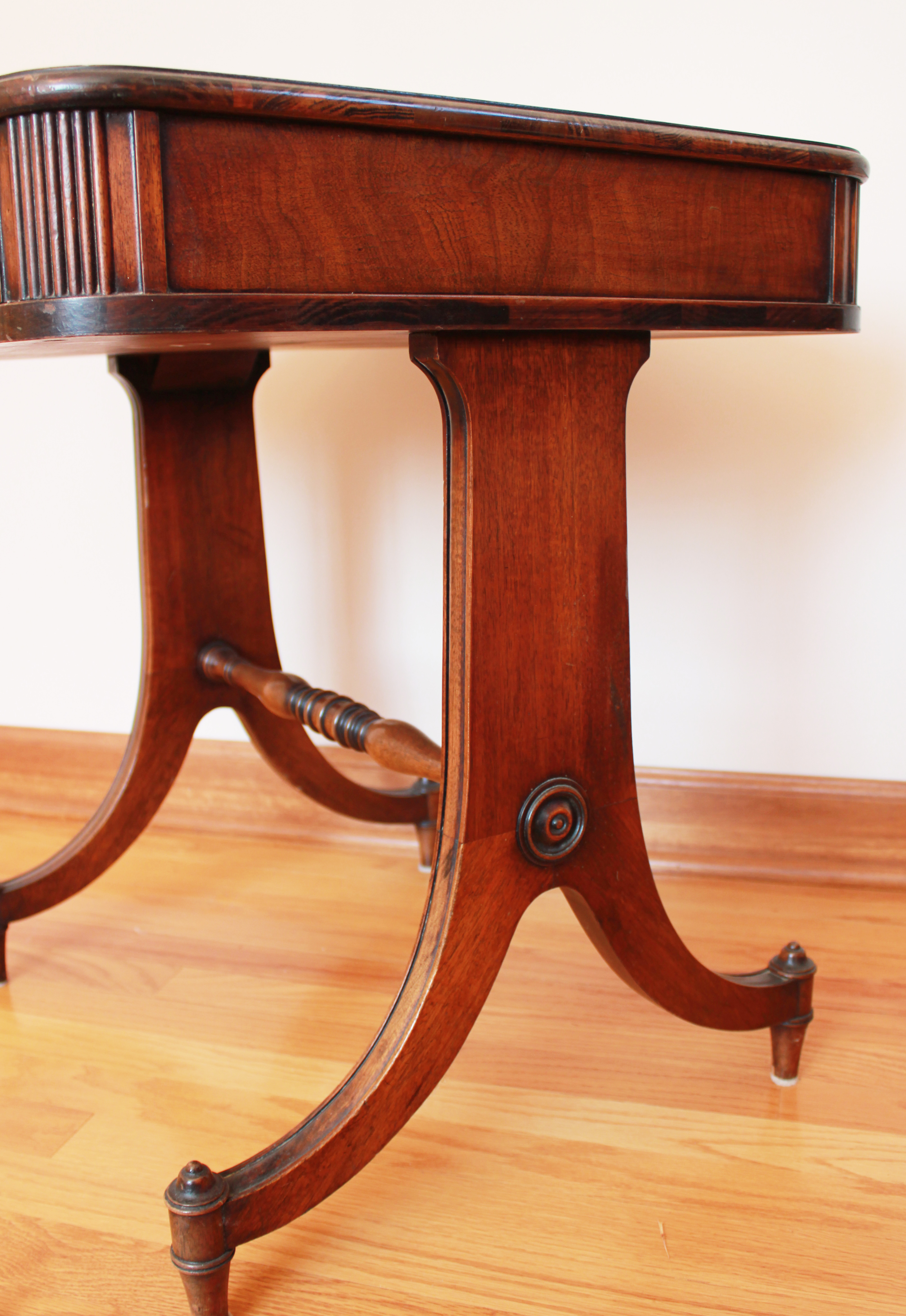 Vintage Heritage Henredon Side Table