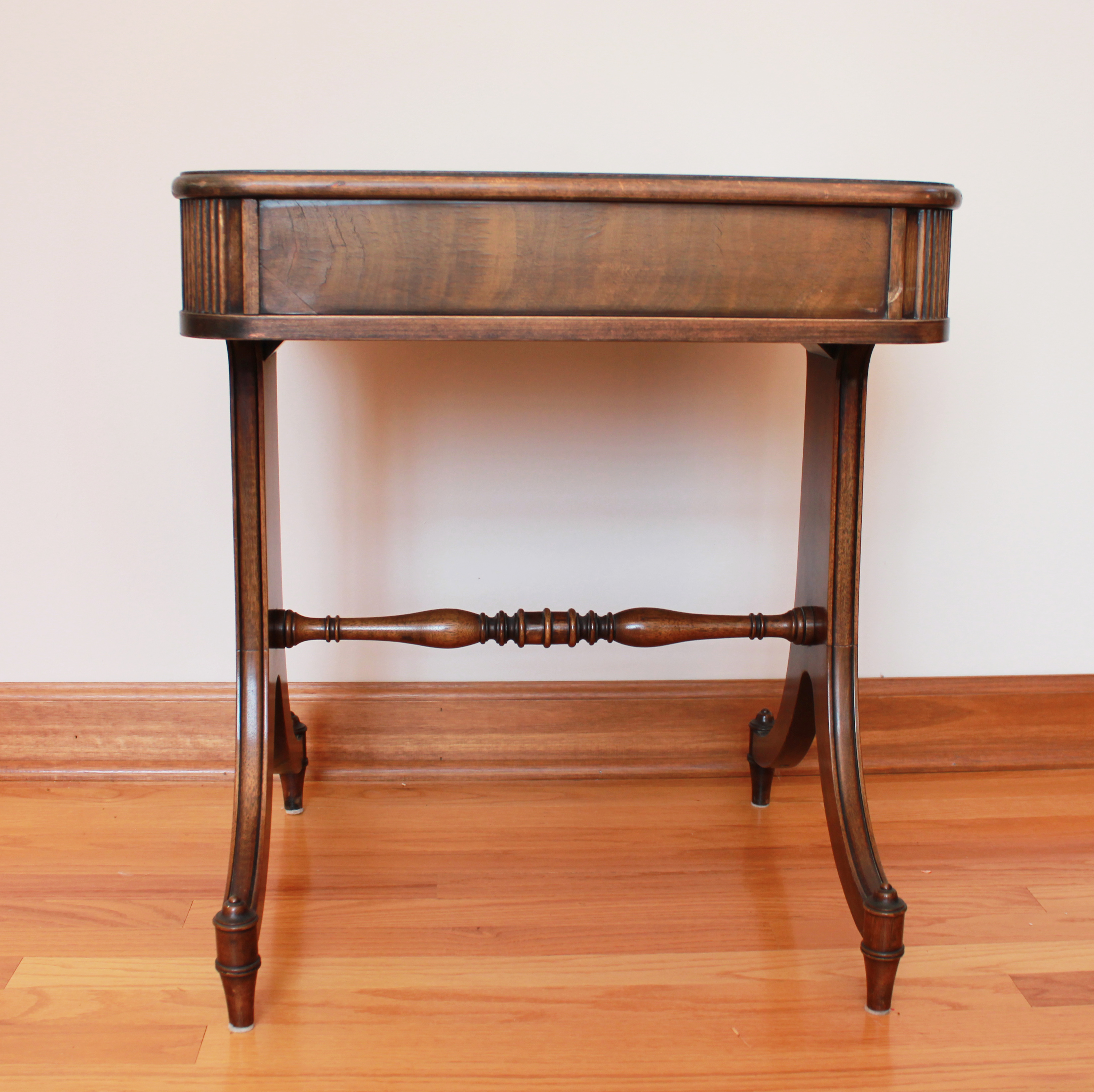 Vintage Heritage Henredon Side Table