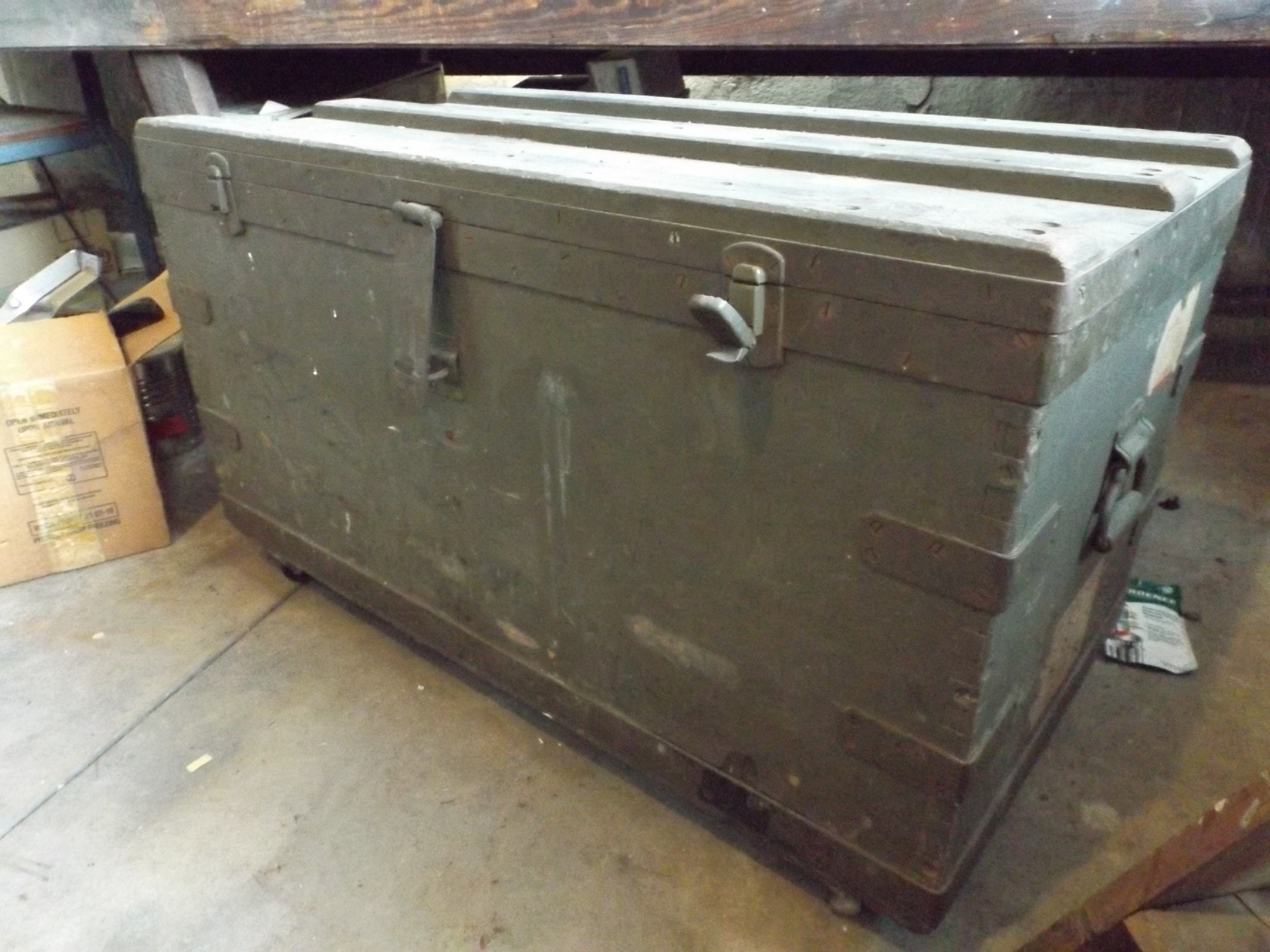 WWII  US Army Signal Corps Wooden Chest
