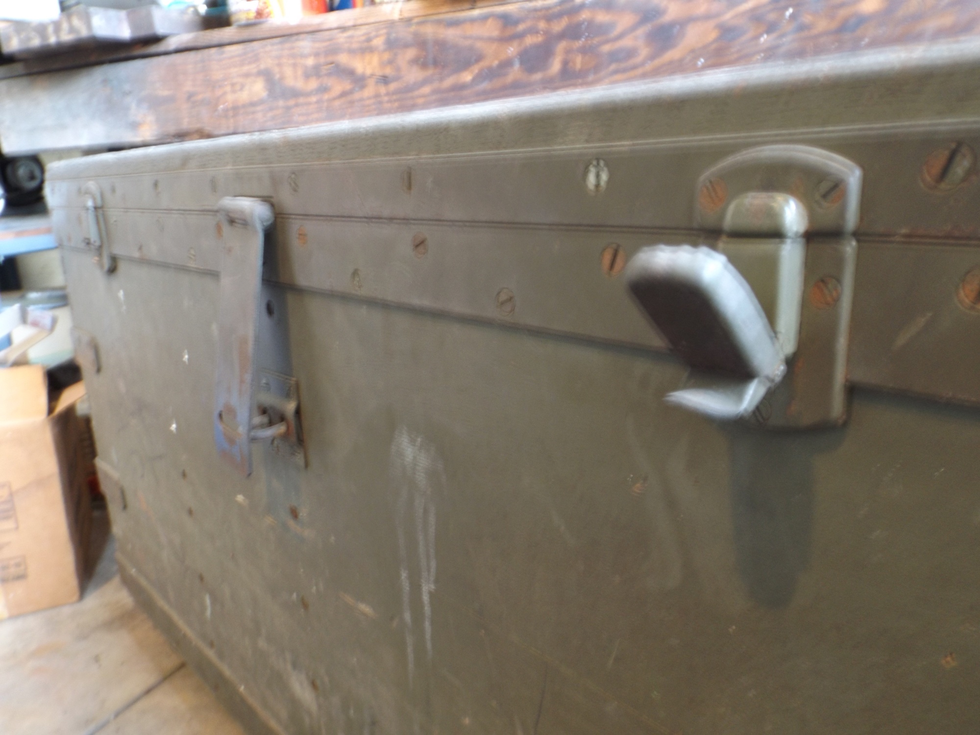 WWII  US Army Signal Corps Wooden Chest