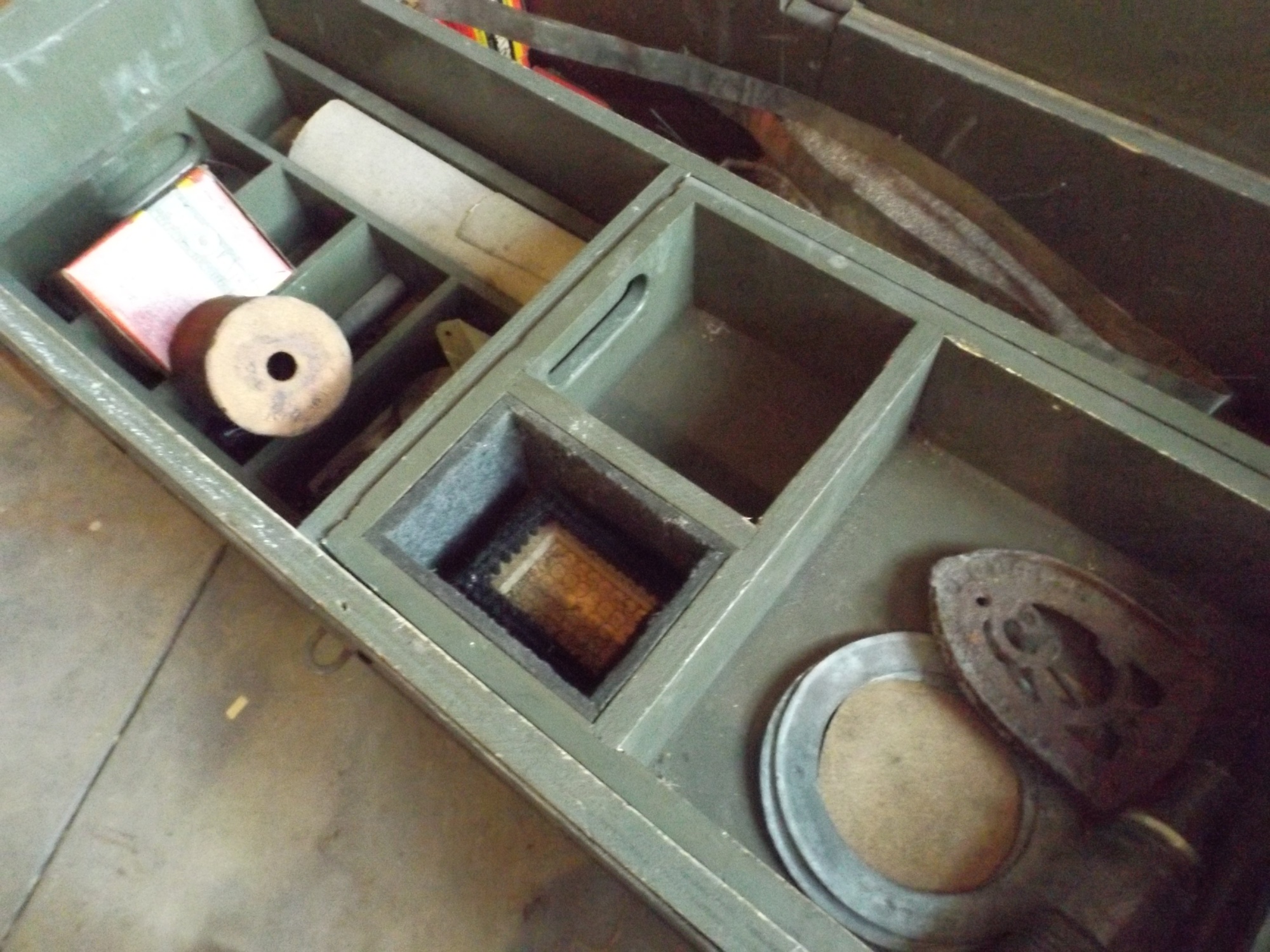 WWII  US Army Signal Corps Wooden Chest