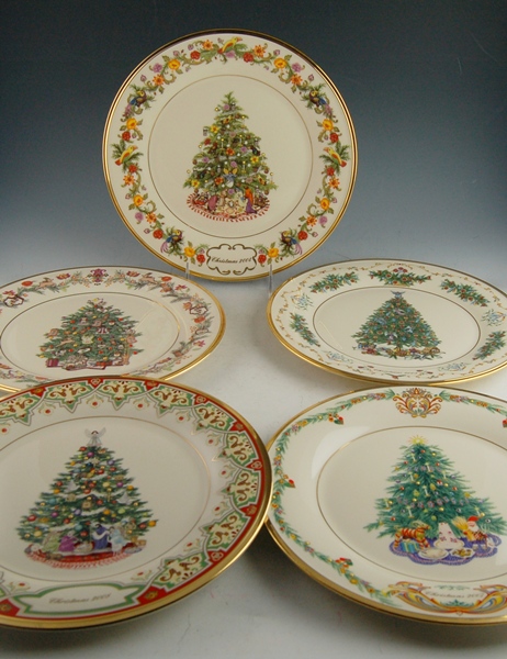 Nine Lenox L/E "Christmas Trees Around the World" Plates