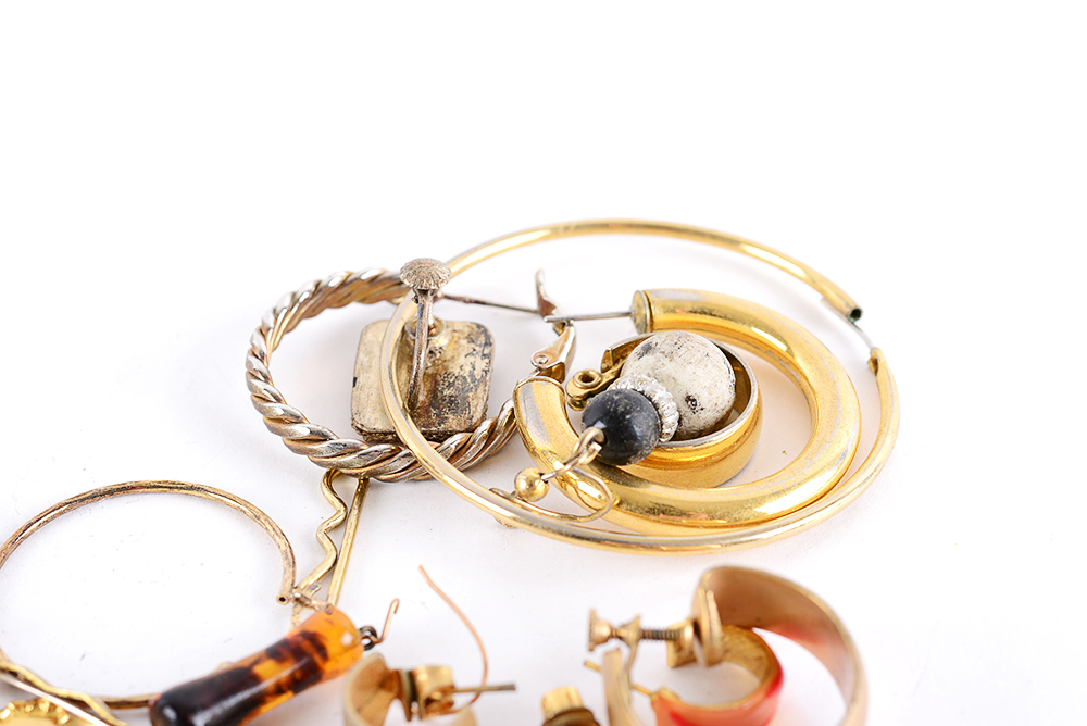 Collection of Various Jewelry