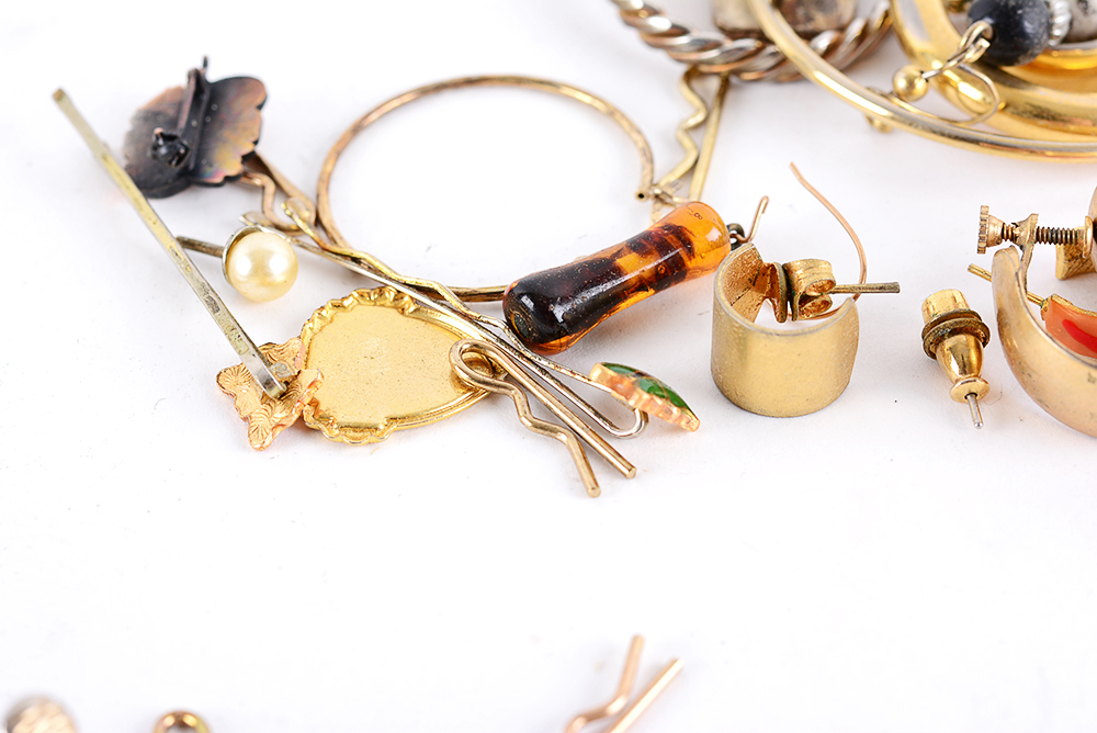 Collection of Various Jewelry