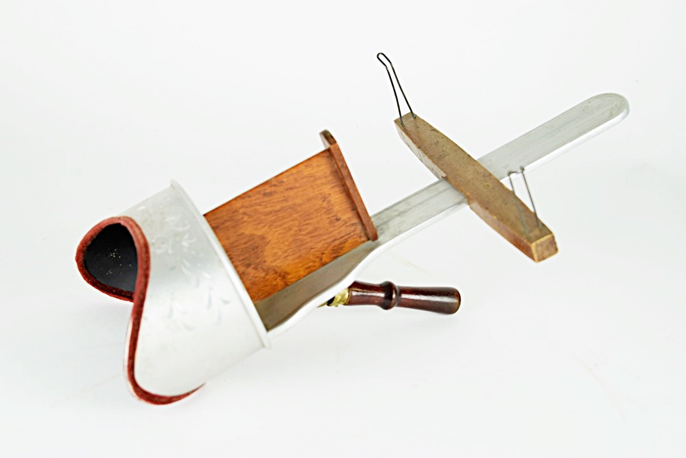 "Keystone View Company Stereoscope and Cards, Circa 1930