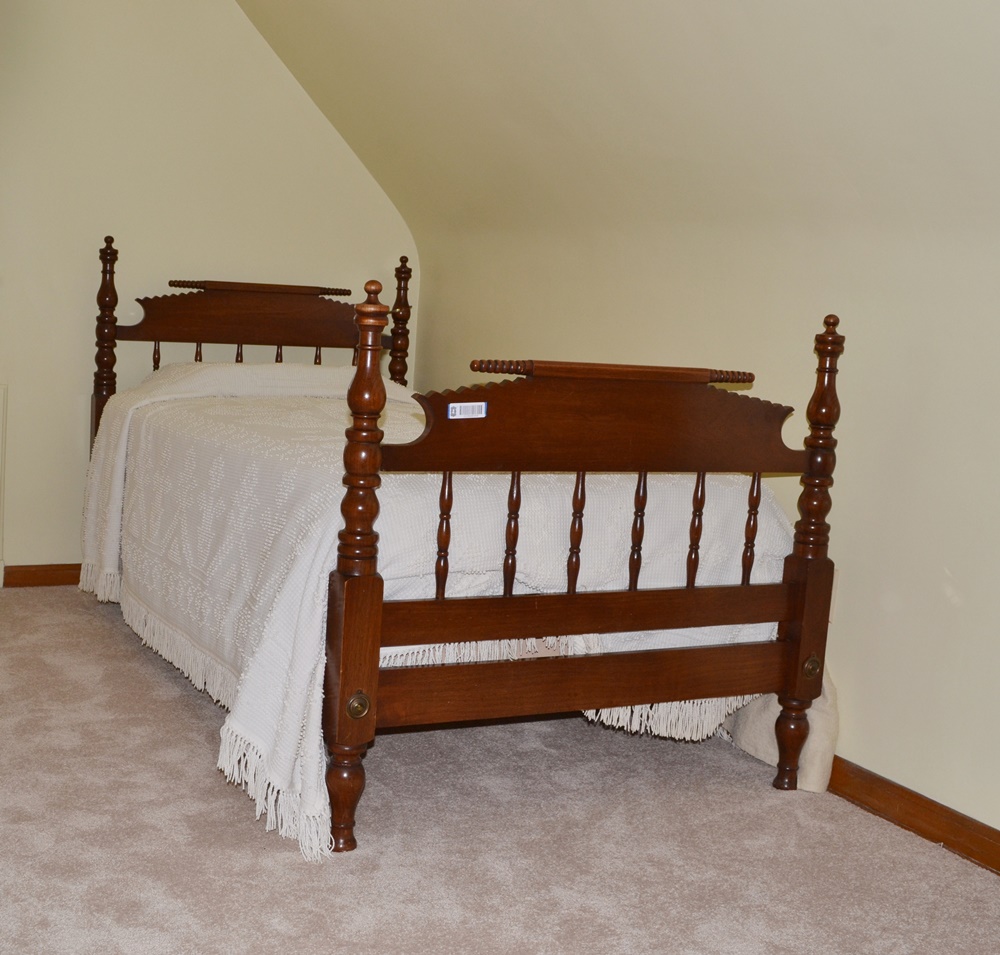 Circa 1880s Walnut Jenny Lind Twin Size Spool Bed  w/ Mattress #2
