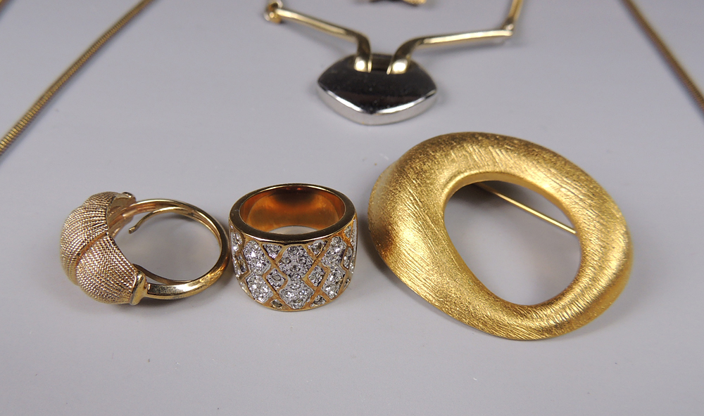 Vintage 1970s Amway Artistry Jewelry