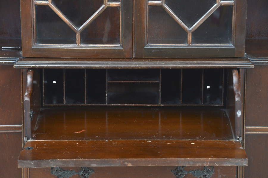 Mahogany Breakfront China Cabinet