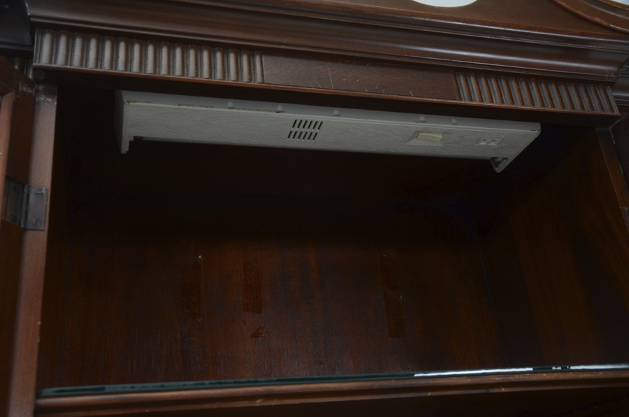 Mahogany Breakfront China Cabinet