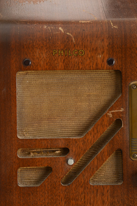 Philco 39-25 Tabletop Radio