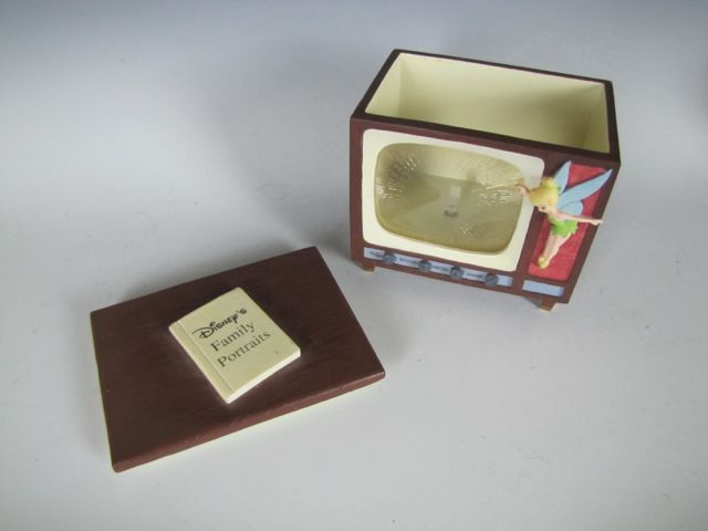 Disney Cinderella Castle Tiffany Style Lamp and Accents