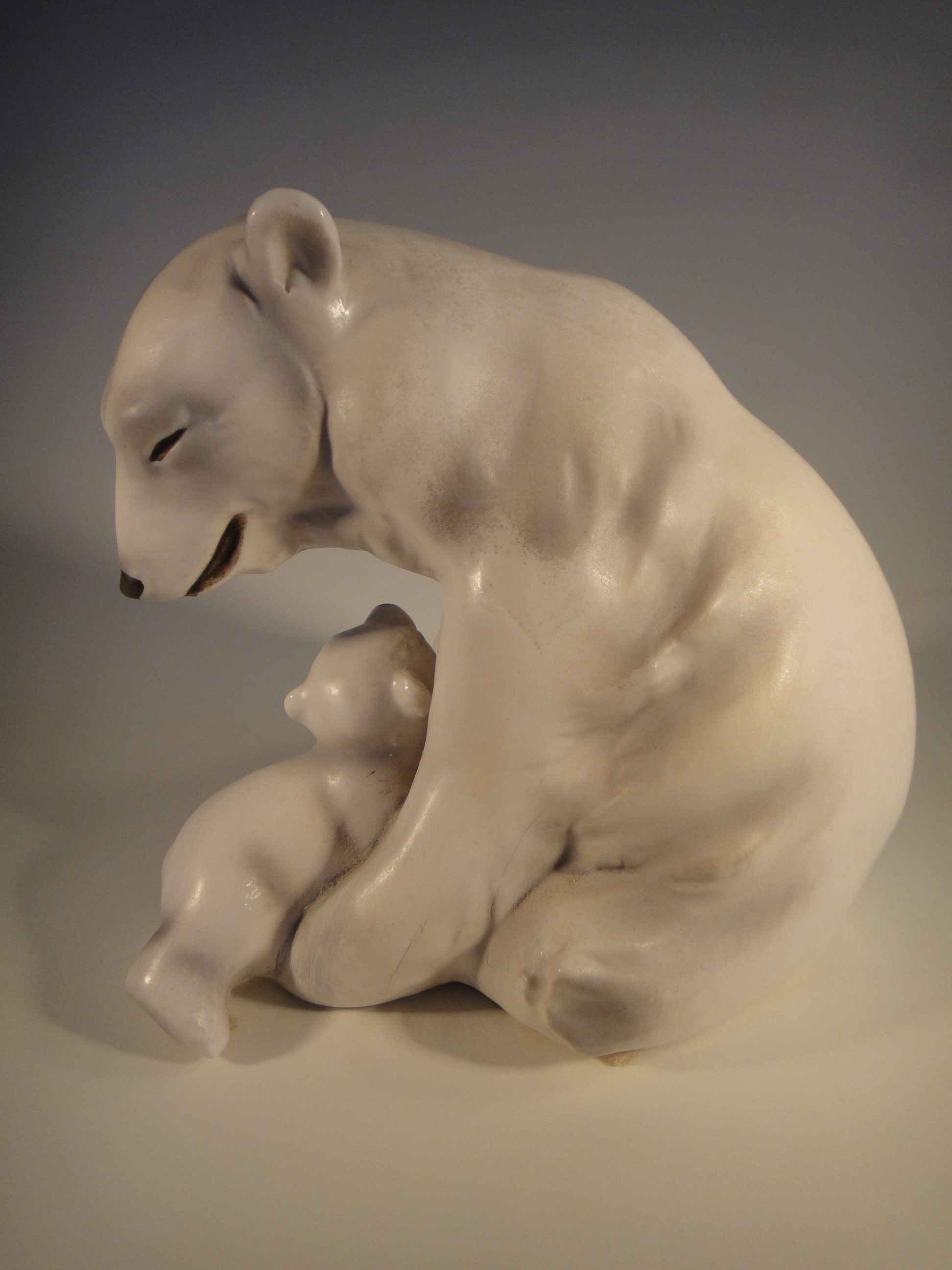 Vintage Goebel Polar Bear Mother and Cubs