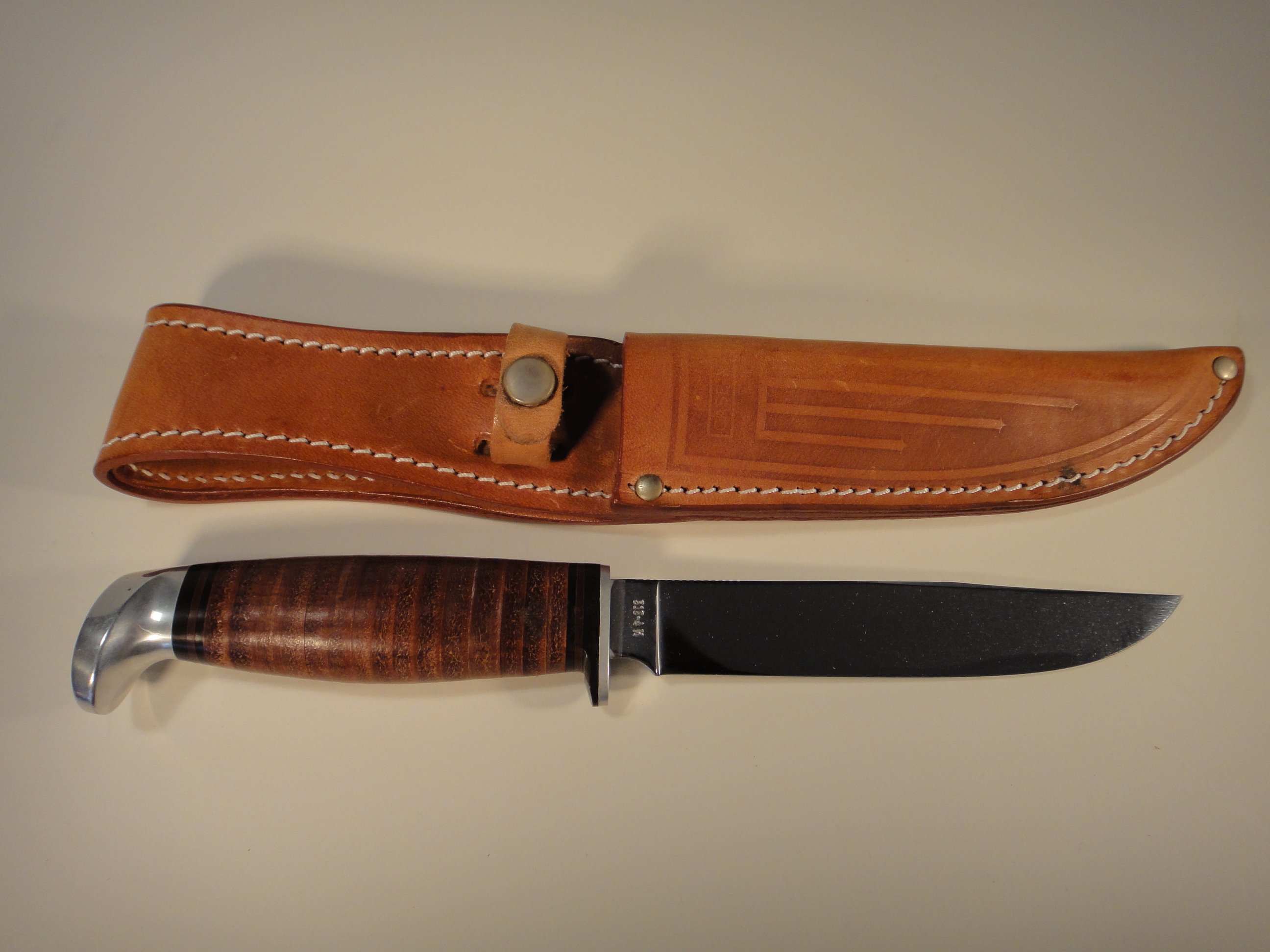 Vintage Fixed Blade Case XX Hunting Knife USA