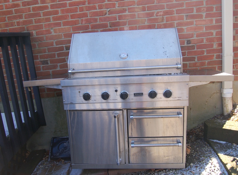 Viking Professional Outdoor Grill