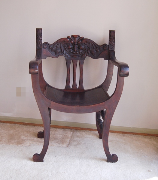 Mahogany North Wind Throne Chair