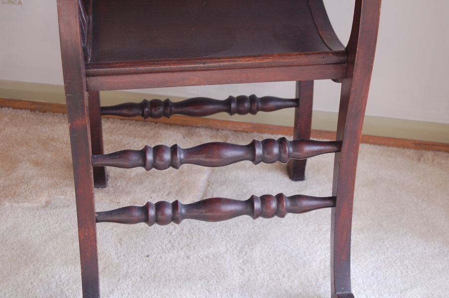 Mahogany North Wind Throne Chair