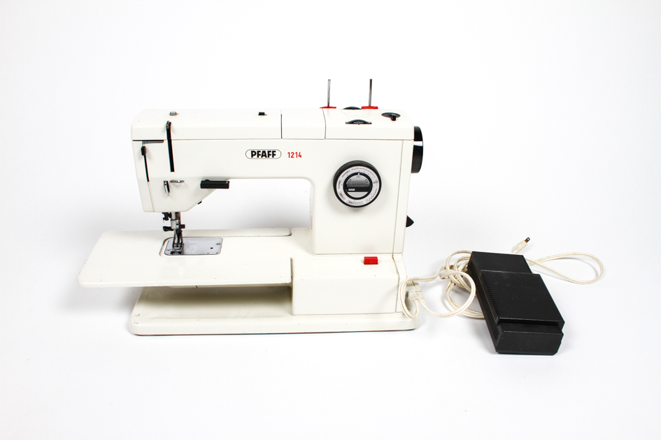Pfaff 1214 Sewing Machine