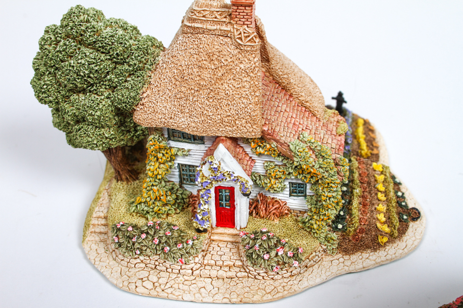 Lilliput Lane Collection