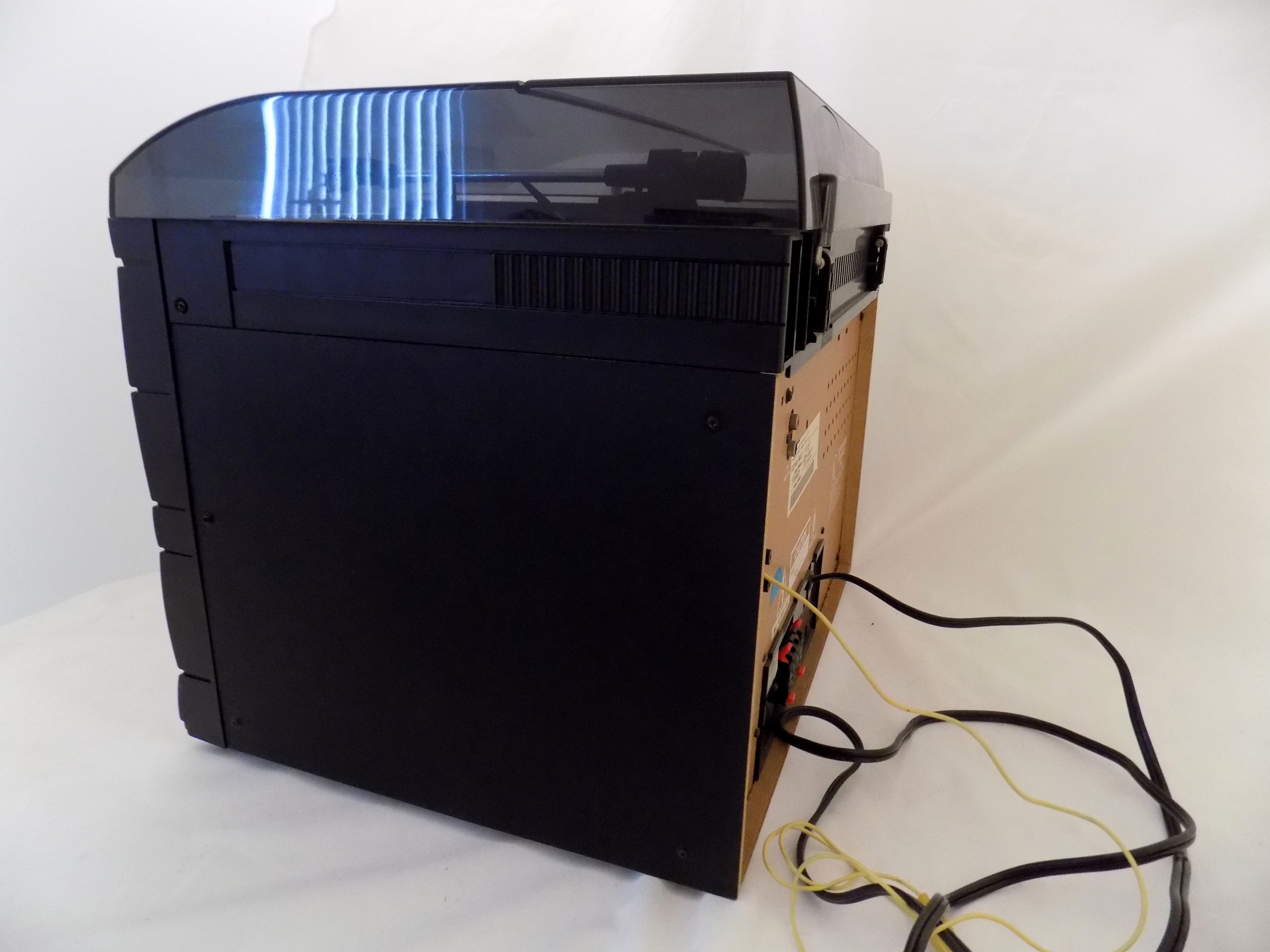 Magnavox Compact Stereo System