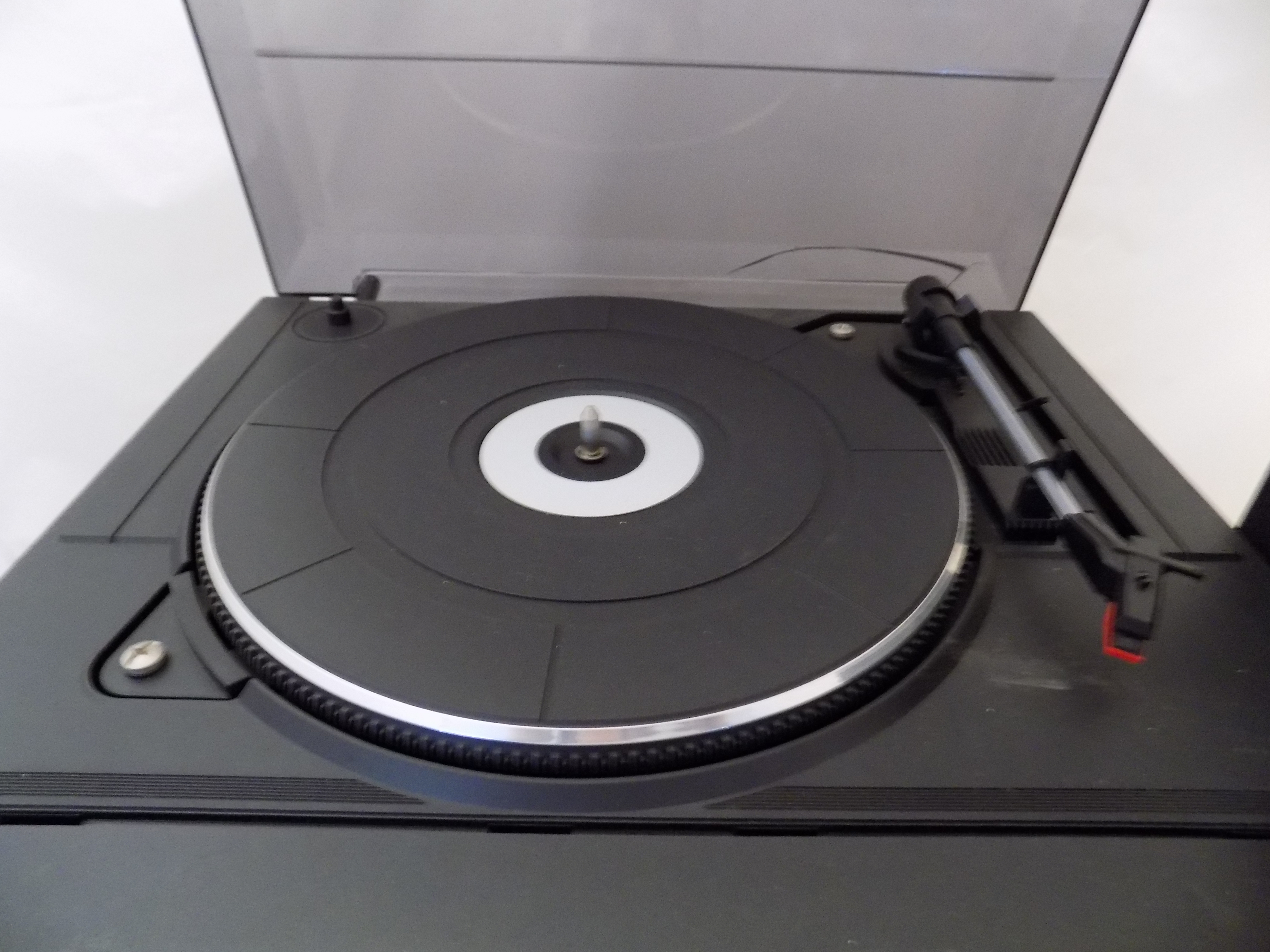 Magnavox Compact Stereo System