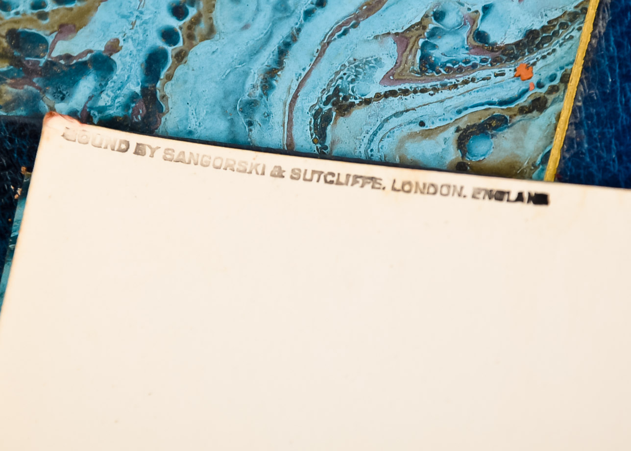 Modern English Essays Five Volume Set