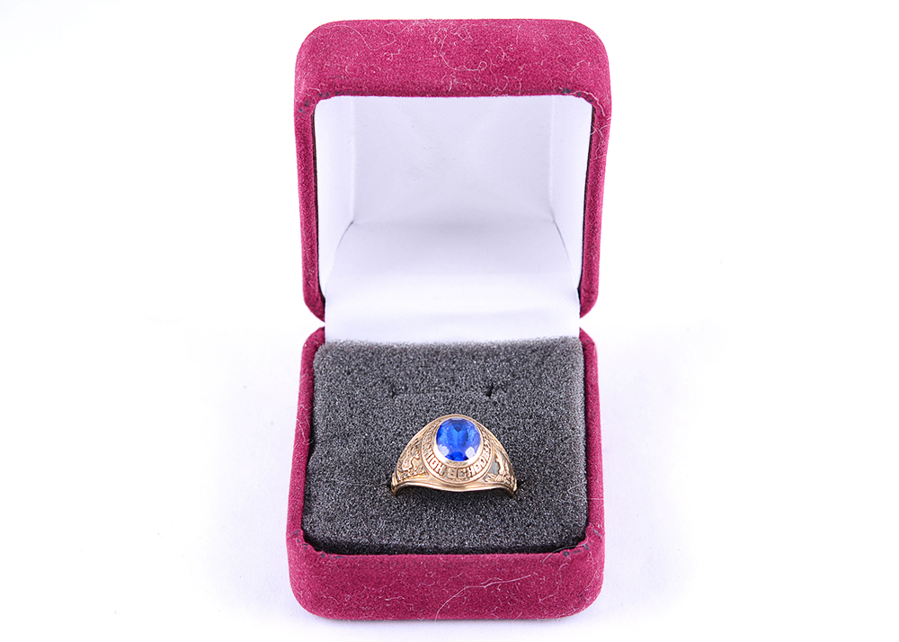 Balfour 10k Gold 1963 High School Class Ring