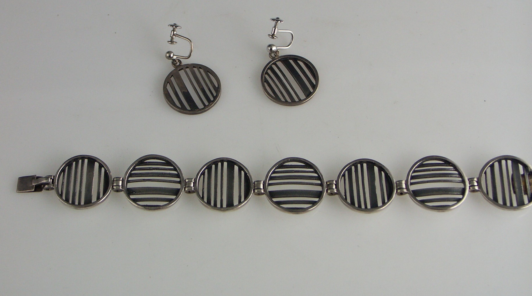 Finland Sterling Silver Modernist Bracelet and Earrings