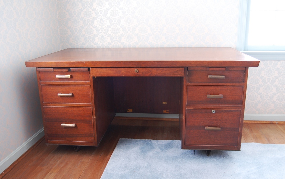Vintage Pedestal Desk by Irving & Casson/A.H. Davenport Company
