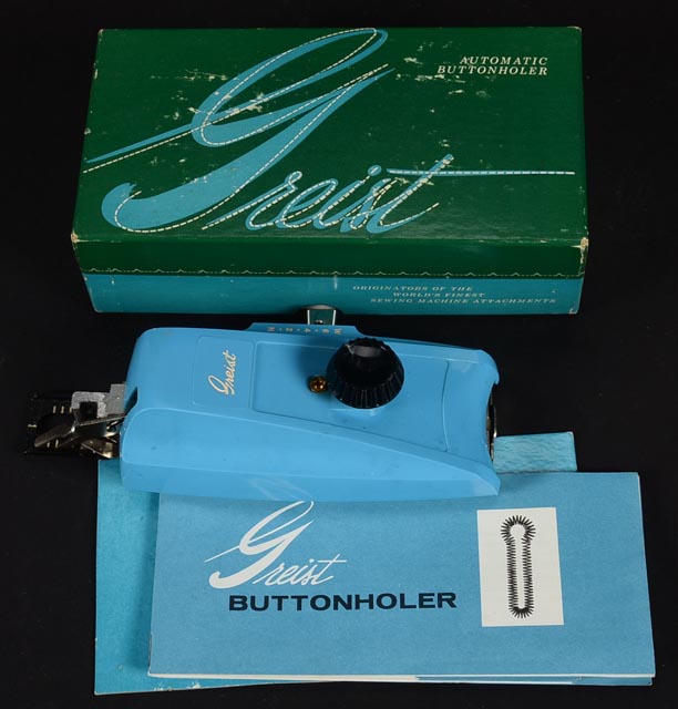 Bernette Bernina Funlock 004 Serger Machine and Accessories