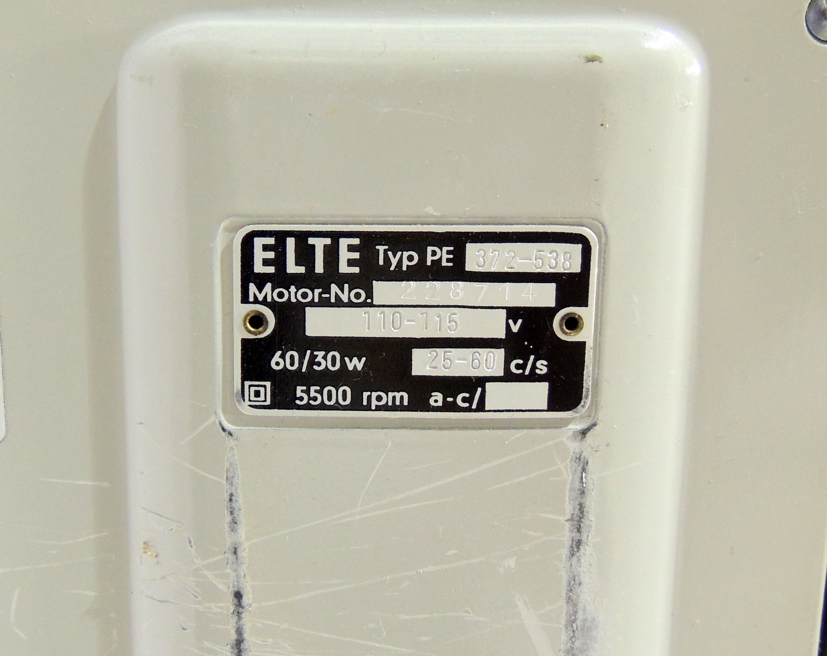 Pfaff 362 Stopomatic Embroidery Sewing Machine