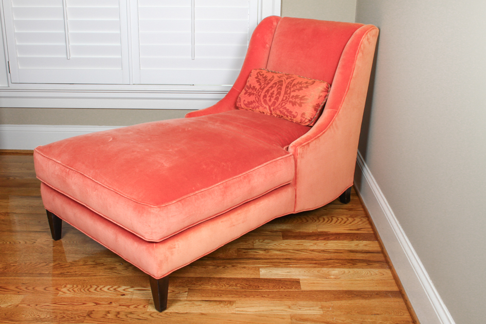 Hickory White Chaise Lounge