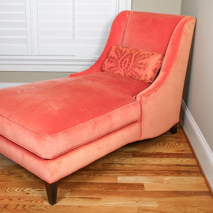 Hickory White Chaise Lounge