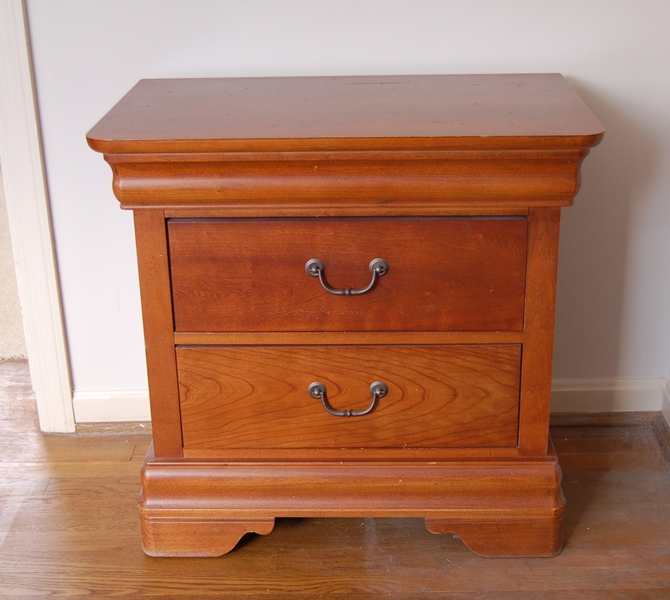 Bassett Furniture Light Cherry Nightstand