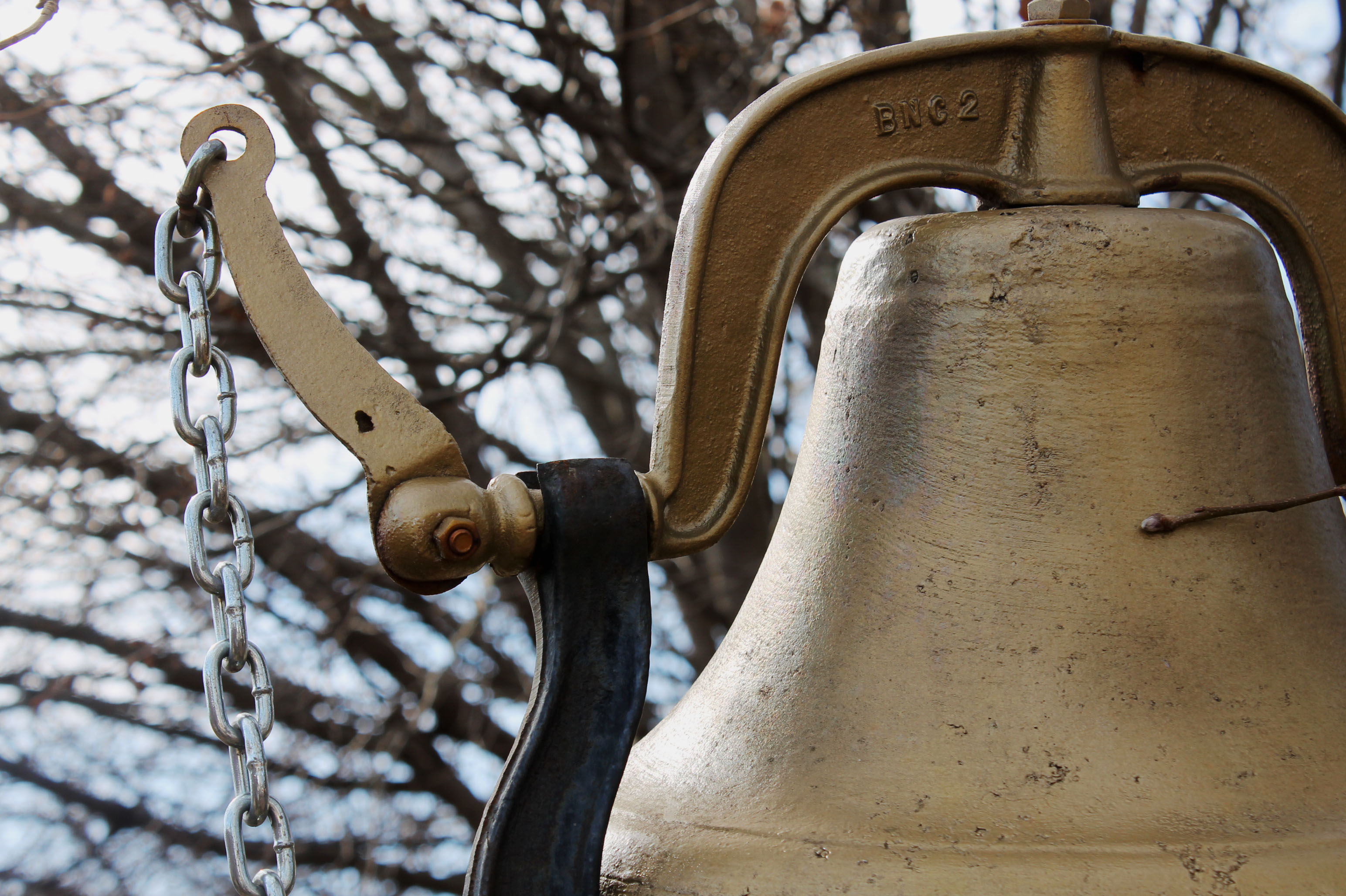 Vintage Iron Farm Bell with Yoke and Cradle "Crystal Metal 2"