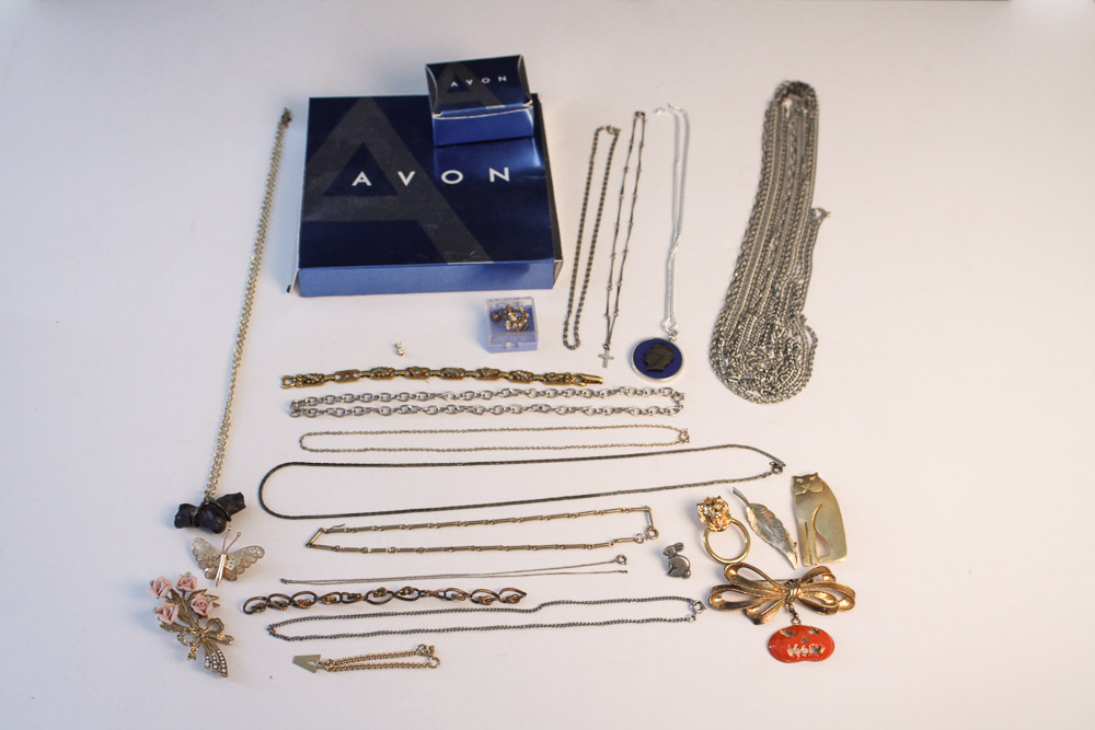 Ladies Jewelry Assortment