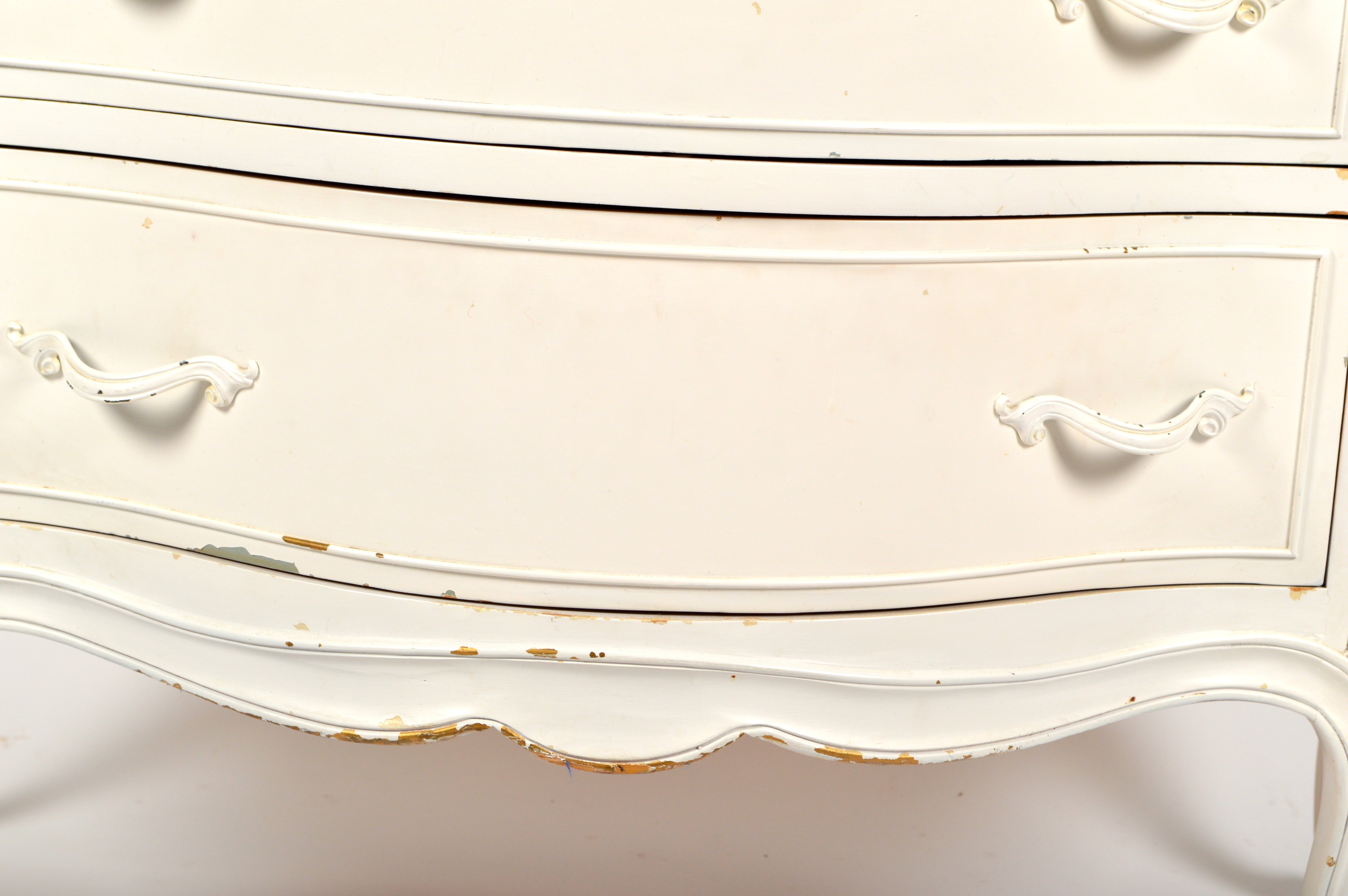 Vintage Drexel French Provincial Dresser