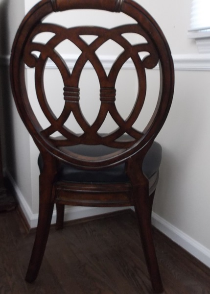 Contemporary Pedestal Table and Chairs